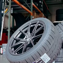 Titan 7 T-P5 18x9.5 +45 5x120 | XComp HP 265/35/18 200TW Honda Civic Type R (FK8/FL5) Wheel/Tire Package